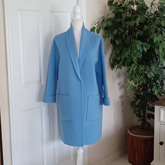 LIKE NEW! Gorgeous St. John Hand Sewn Wool/Angora/Cashmere Lightweight Coat M - Picture 1 of 7
